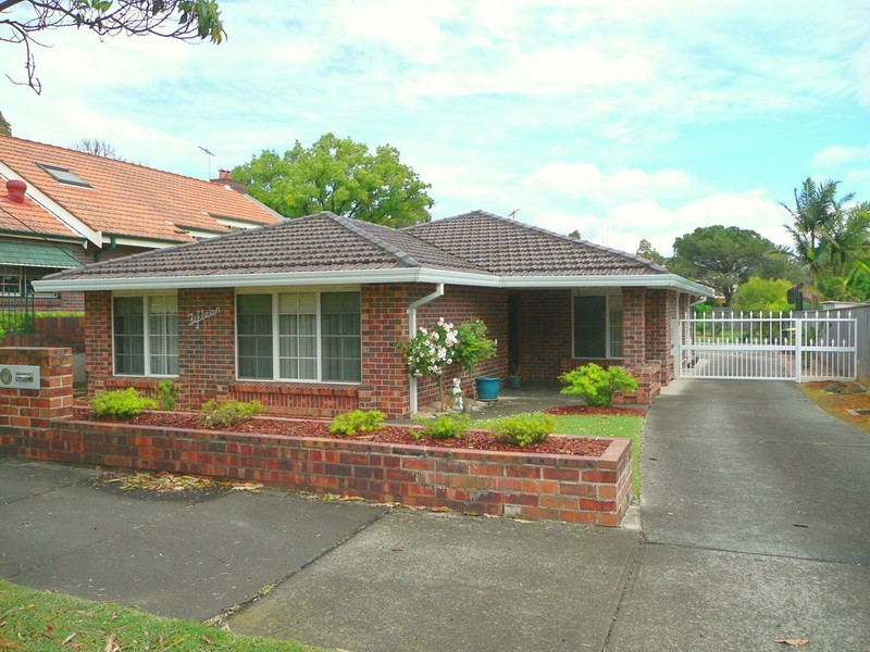 15 PEMBERTON STREET, Strathfield NSW 2135