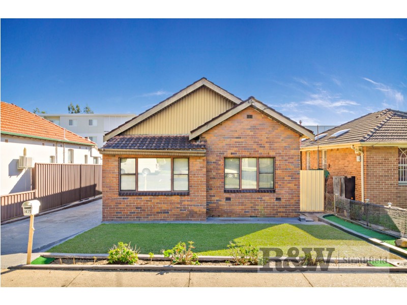 47 COURALLIE AVENUE, Homebush West NSW 2140