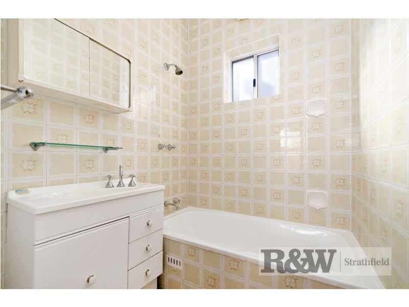 47 COURALLIE AVENUE, Homebush West NSW 2140