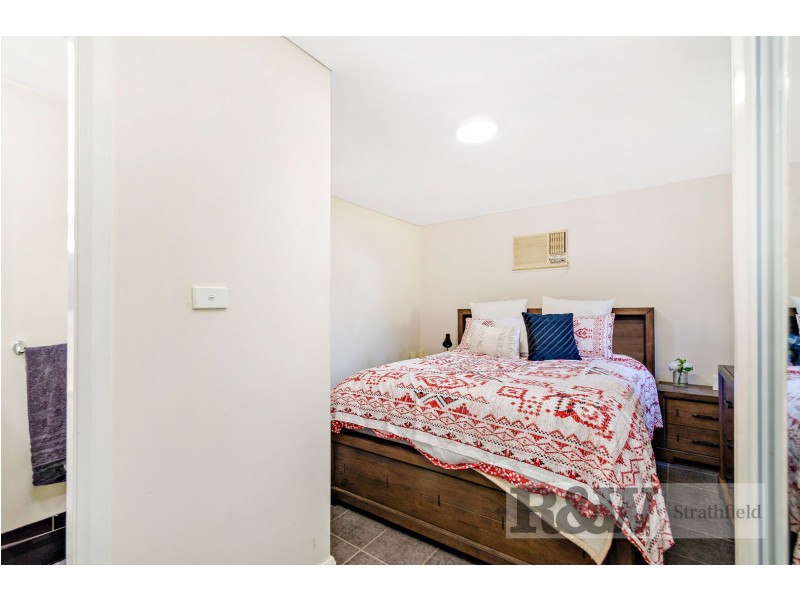 24 WELLS STREET, South Granville NSW 2142