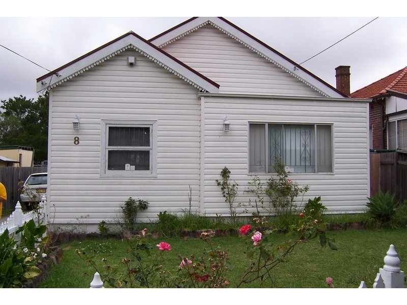 8 DOWNES STREET, Belfield NSW 2191