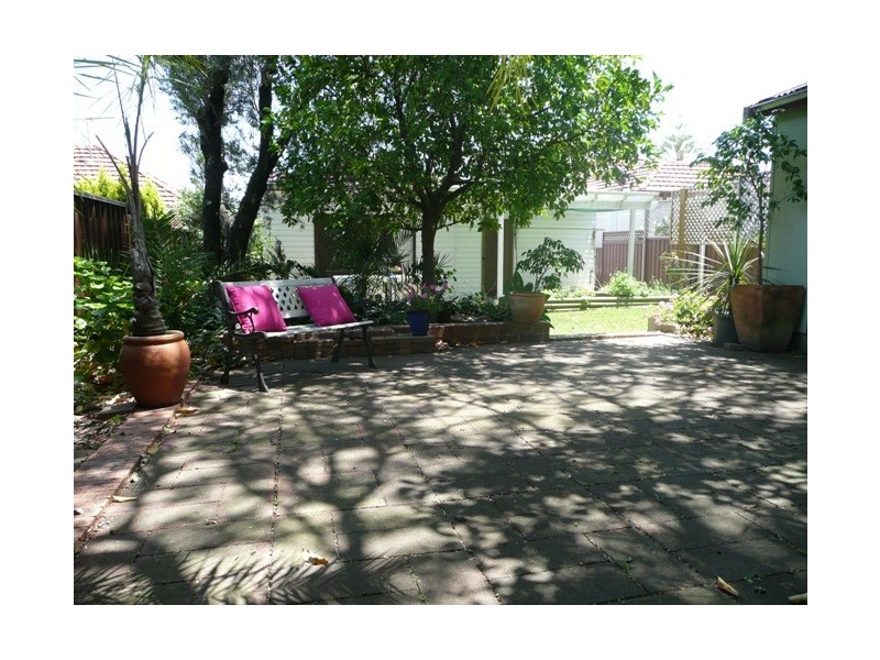 Strathfield South NSW 2136