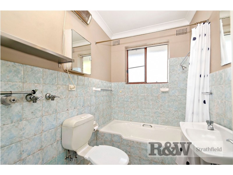 5/2 EXETER ROAD, Homebush West NSW 2140