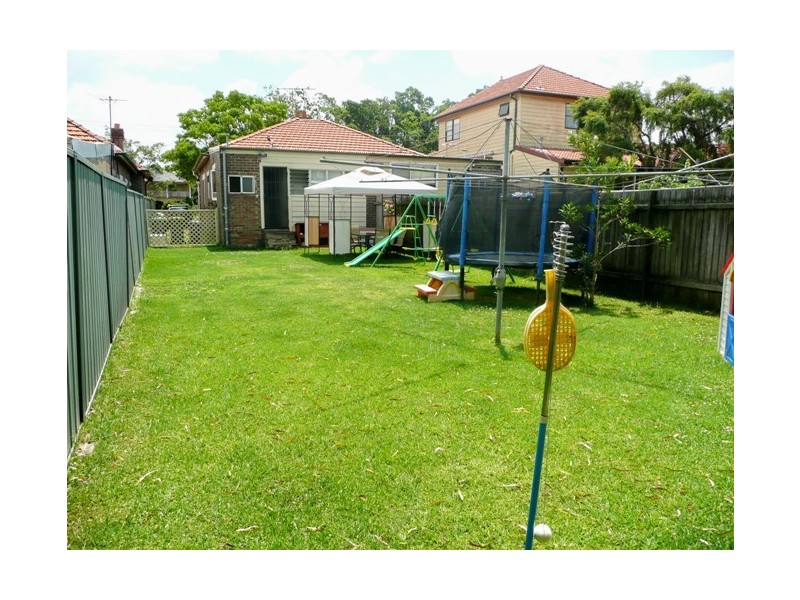 150 Coronation Parade, Croydon Park NSW 2133