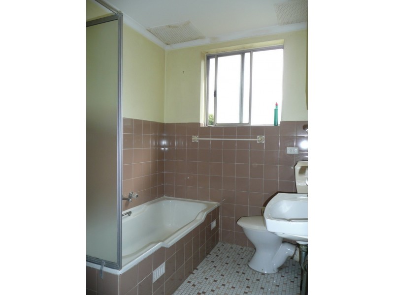 10/2 EXETER ROAD, Homebush West NSW 2140