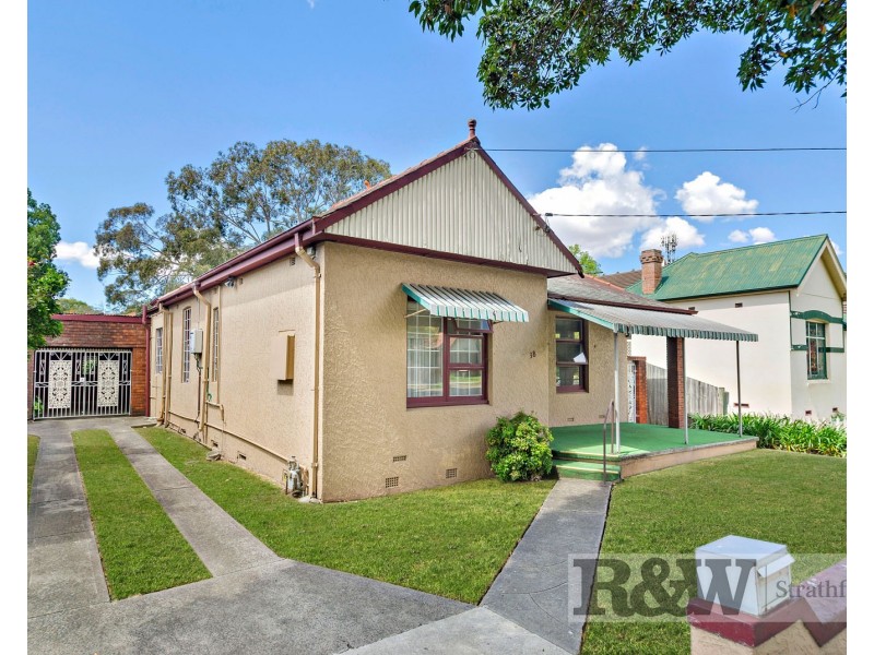 38 ROCHESTER STREET, Strathfield NSW 2135