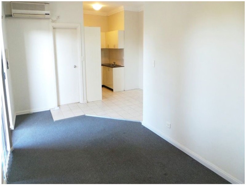 1/42 SWAN AVE, Strathfield NSW 2135