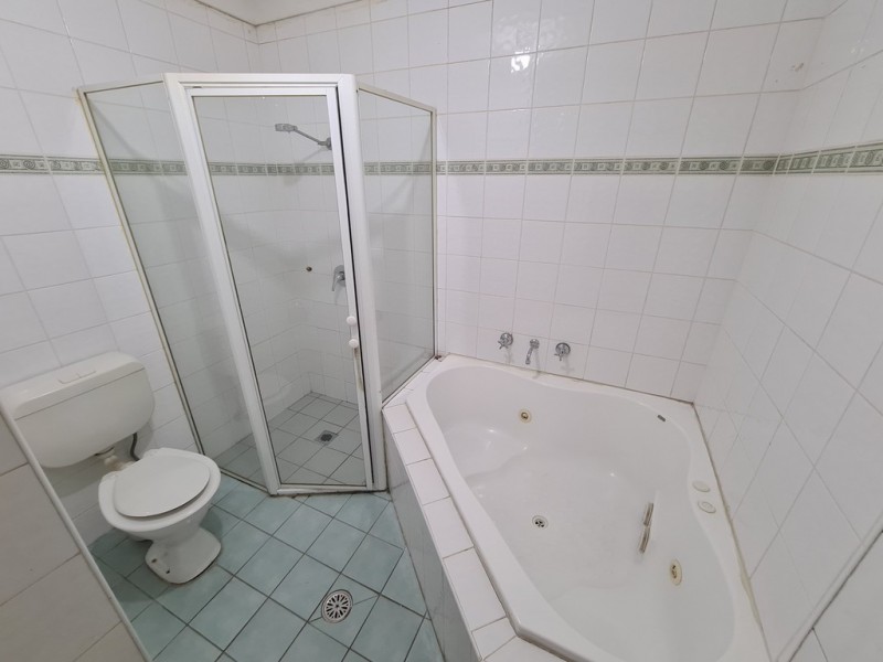 1/42 SWAN AVE, Strathfield NSW 2135