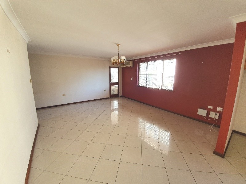 8/30 THE CRESCENT, Homebush NSW 2140