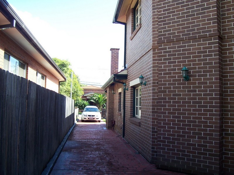 10 KILLOOLA STREET, Concord West NSW 2138