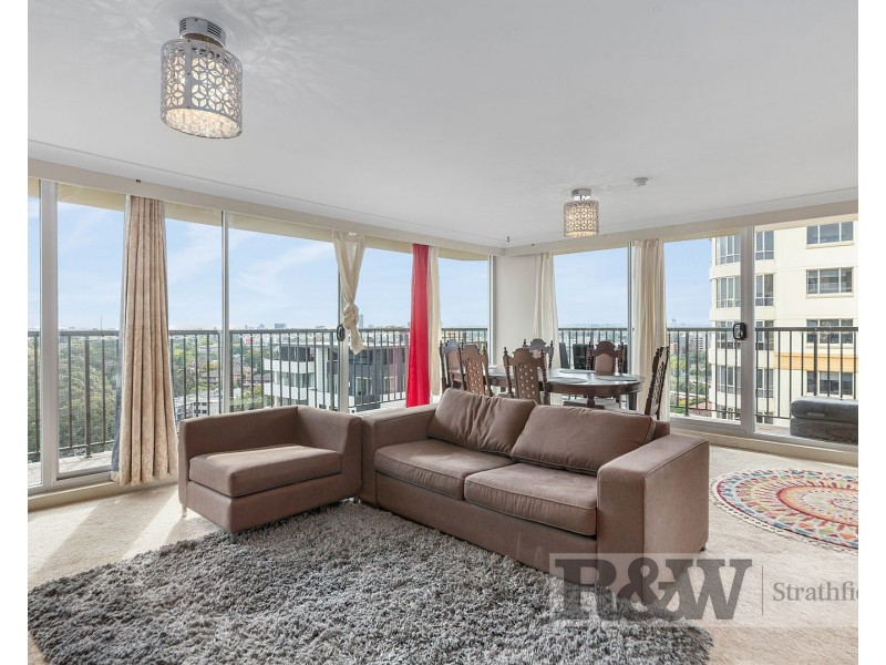 17d/30-34 CHURCHILL AVENUE, Strathfield NSW 2135