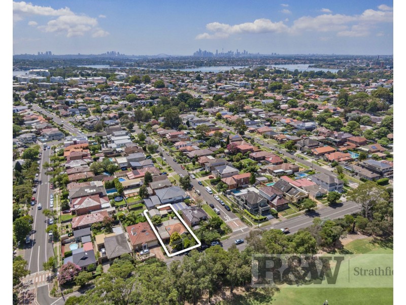 213 MAJORS BAY ROAD, Concord NSW 2137