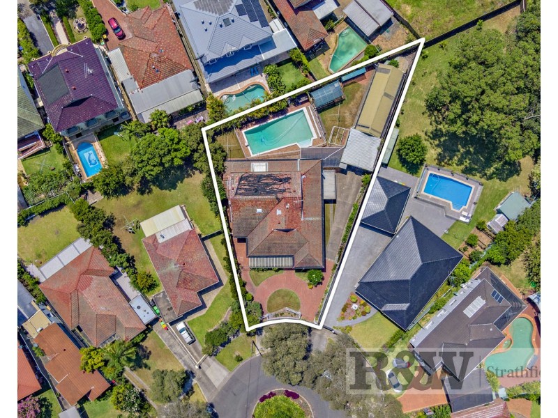 31 FITZGERALD CRESCENT, Strathfield NSW 2135