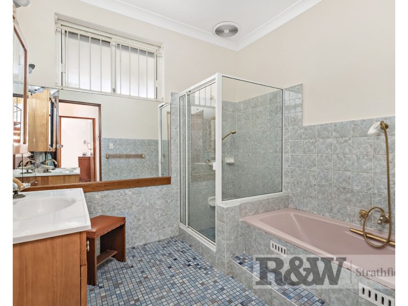 31 FITZGERALD CRESCENT, Strathfield NSW 2135