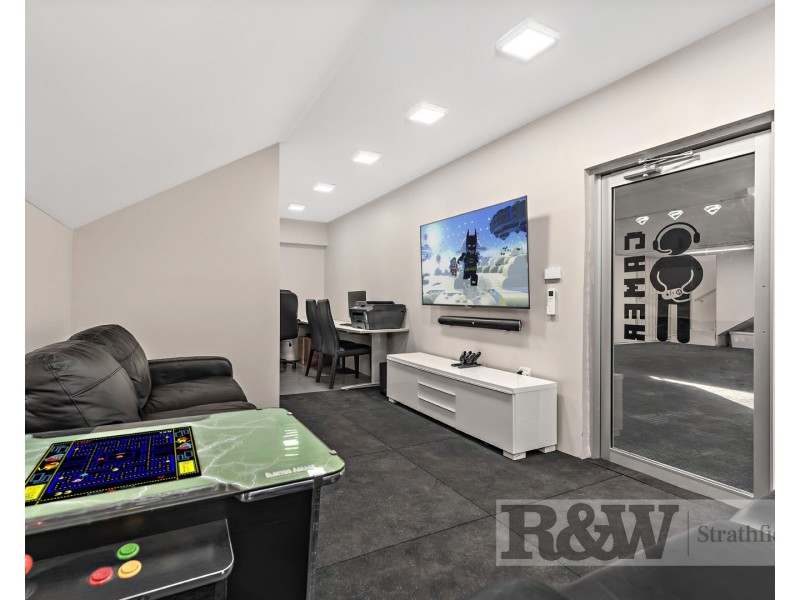 18 HYDEBRAE STREET, Strathfield NSW 2135
