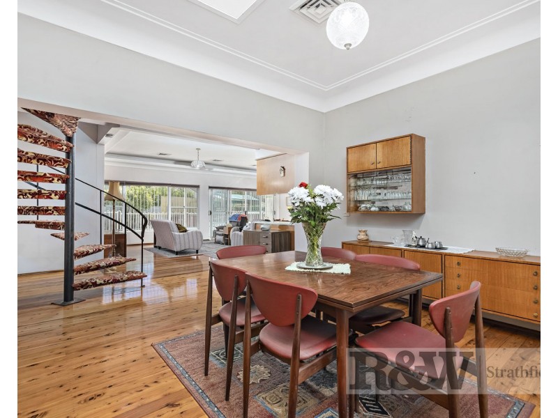 31 FITZGERALD CRESCENT, Strathfield NSW 2135