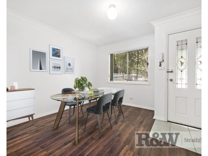 2/2 STATION AVE, Concord West NSW 2138