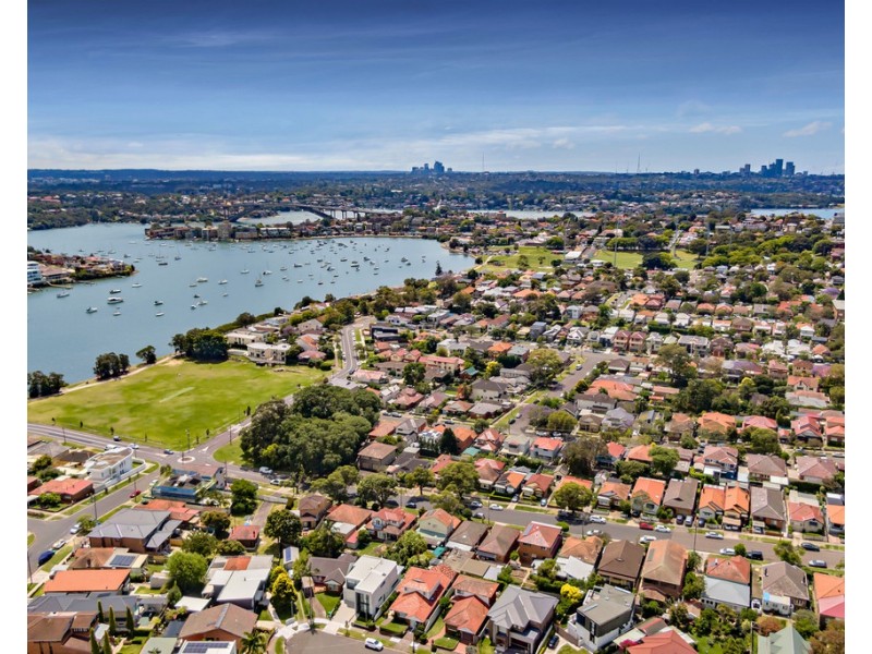 25 BYRNE AVENUE, Russell Lea NSW 2046