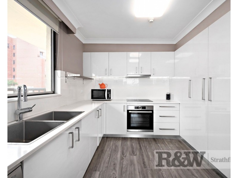 8d/30-34 CHURCHILL, AVENUE, Strathfield NSW 2135