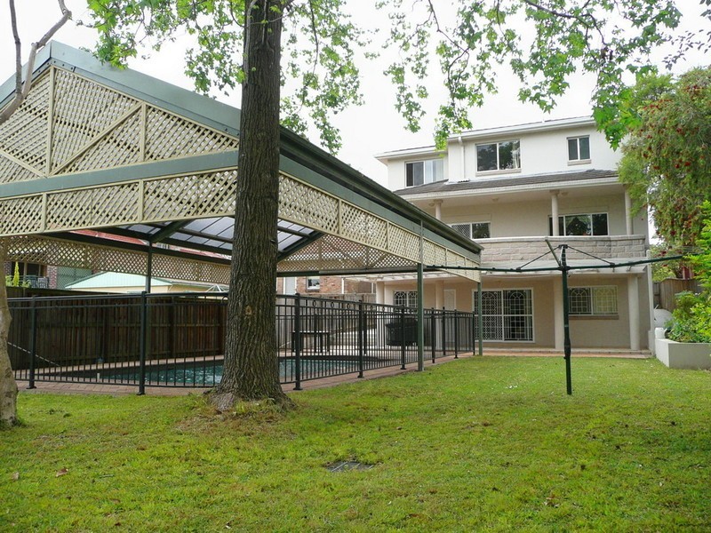 Strathfield NSW 2135