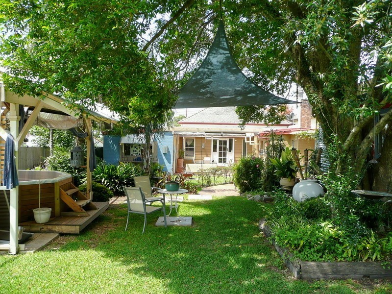 4 EARLE STREET, Arncliffe NSW 2205