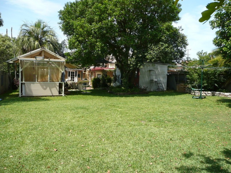 4 EARLE STREET, Arncliffe NSW 2205