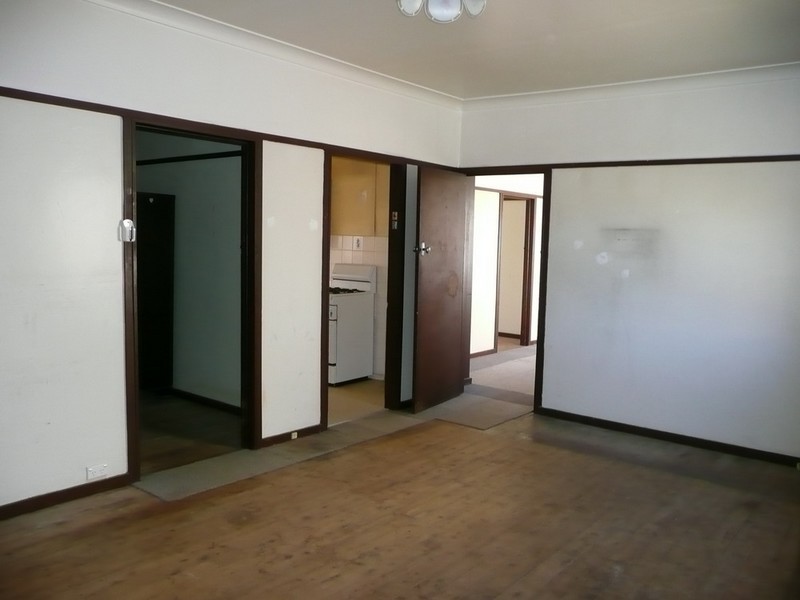 17 GOSLING STREET, Greenacre NSW 2190