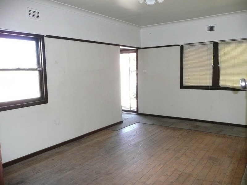 17 GOSLING STREET, Greenacre NSW 2190