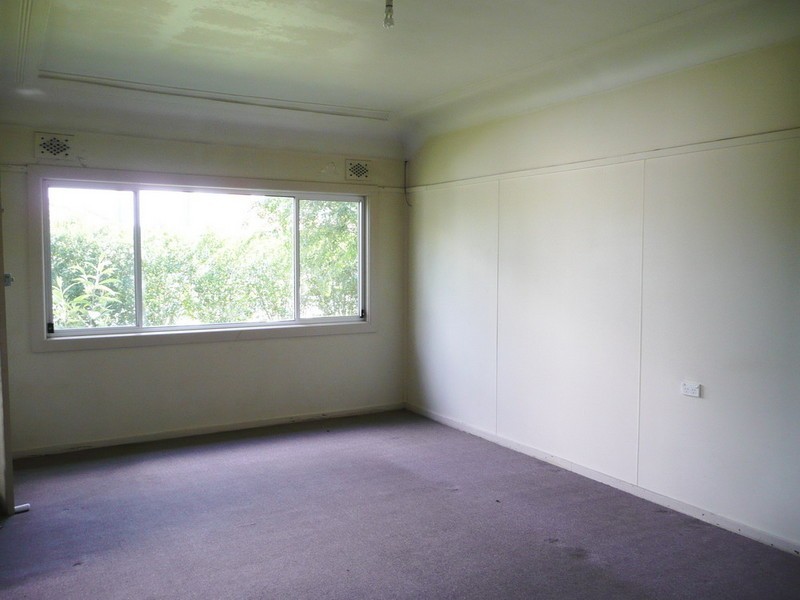 25  JUNO PARADE, Greenacre NSW 2190