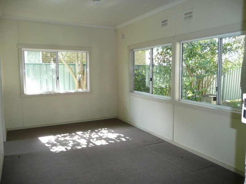 25  JUNO PARADE, Greenacre NSW 2190