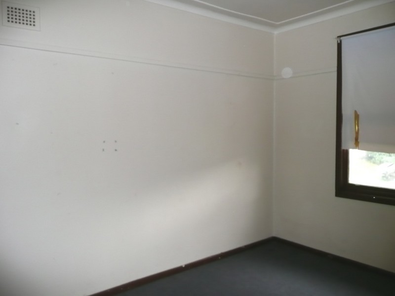 2 KEIRA AVENUE, Greenacre NSW 2190