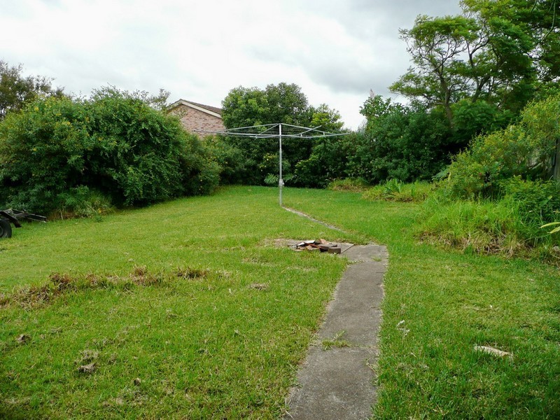 2 KEIRA AVENUE, Greenacre NSW 2190