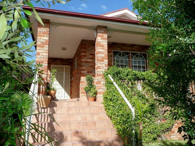 4 GEORGE STREET, Burwood Heights NSW 2136