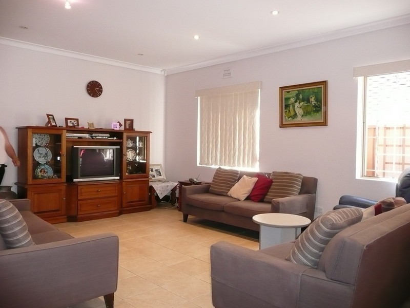 4 GEORGE STREET BURWOOD HEIGHTS, Burwood NSW 2134