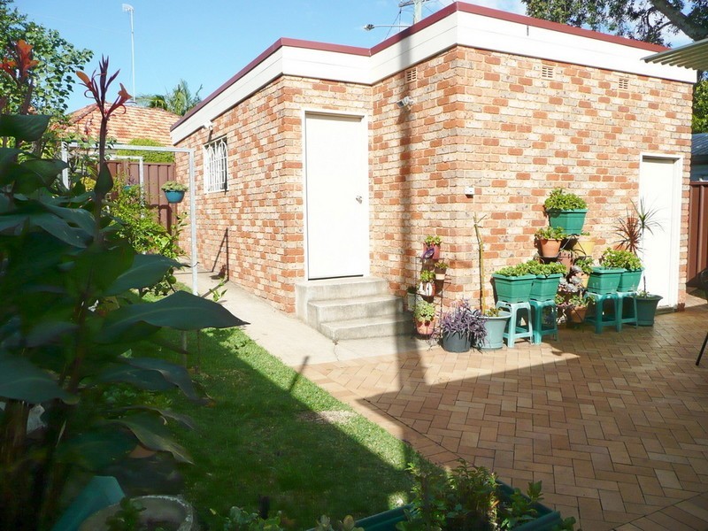 4 GEORGE STREET BURWOOD HEIGHTS, Burwood NSW 2134