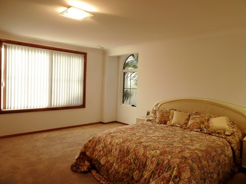 30 COTSWOLD ROAD, Strathfield NSW 2135