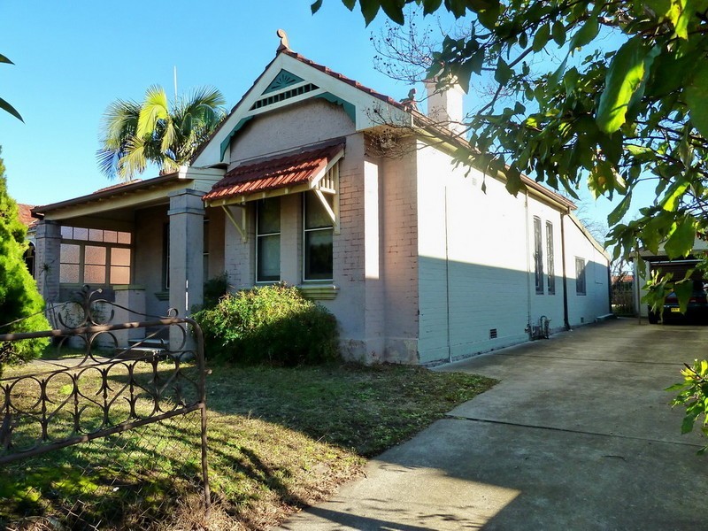 152 CONCORD ROAD, North Strathfield NSW 2137