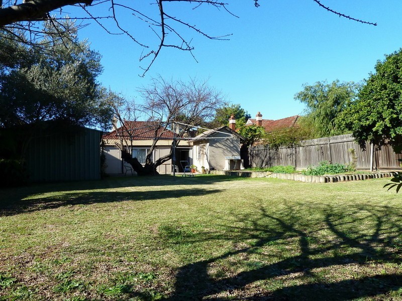 152 CONCORD ROAD, North Strathfield NSW 2137