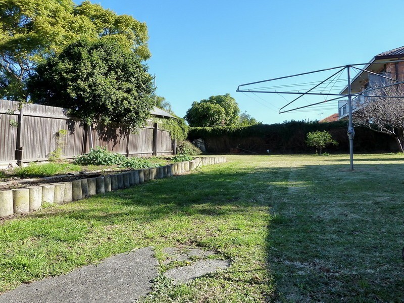 152 CONCORD ROAD, North Strathfield NSW 2137