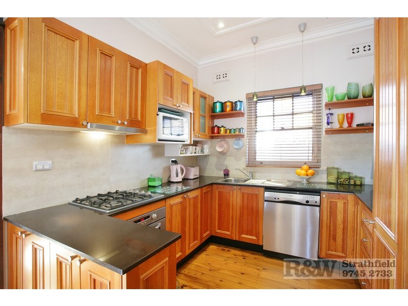 17 DIXSON AVENUE, Dulwich Hill NSW 2203