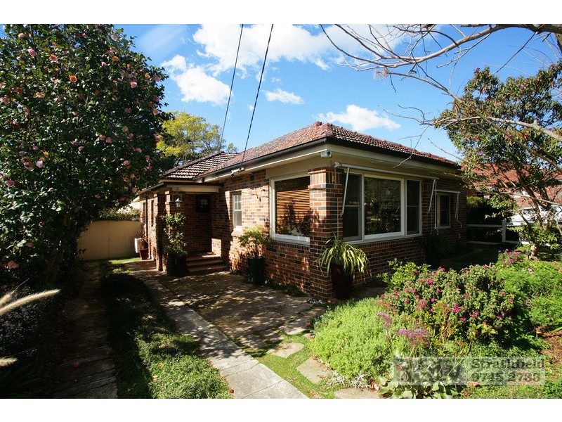 17 DIXSON AVENUE, Dulwich Hill NSW 2203