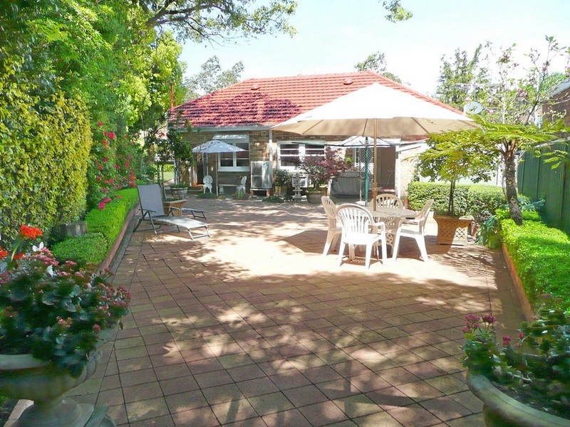 27 BARKER ROAD, Strathfield NSW 2135