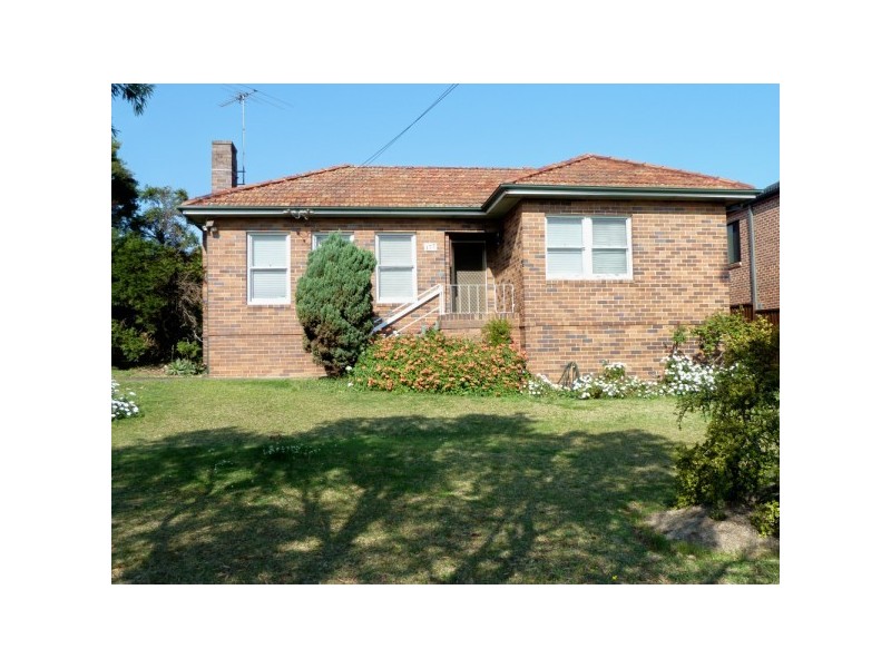 177 HILLCREST ROAD, Mount Lewis NSW 2190