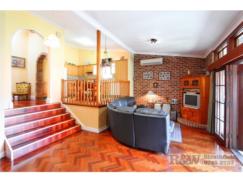 27 BURWOOD ROAD, Concord NSW 2137