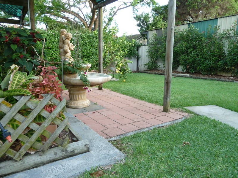 26 HILLCREST AVENUE, Strathfield South NSW 2136