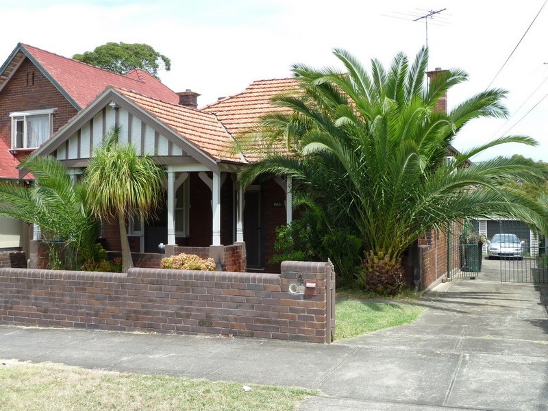 4 SWAN AVENUE, Strathfield NSW 2135