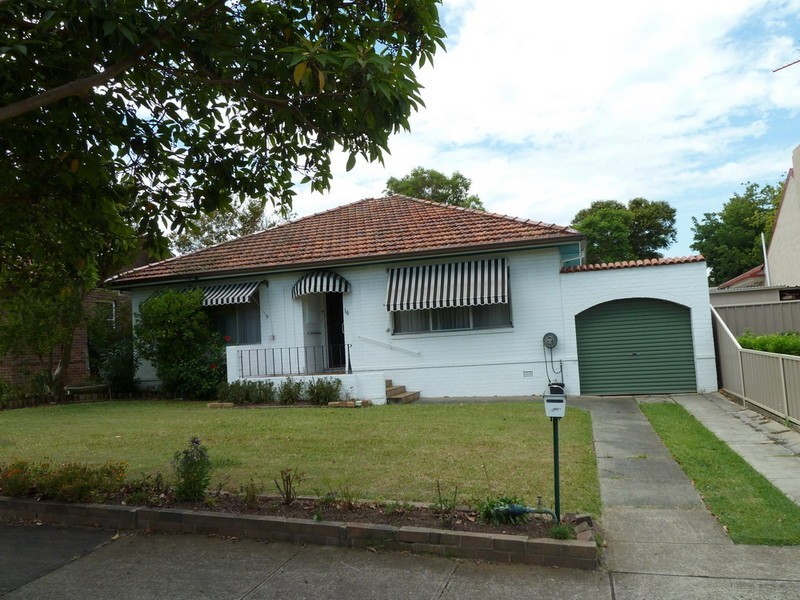 16 AMAROO AVENUE, Strathfield NSW 2135