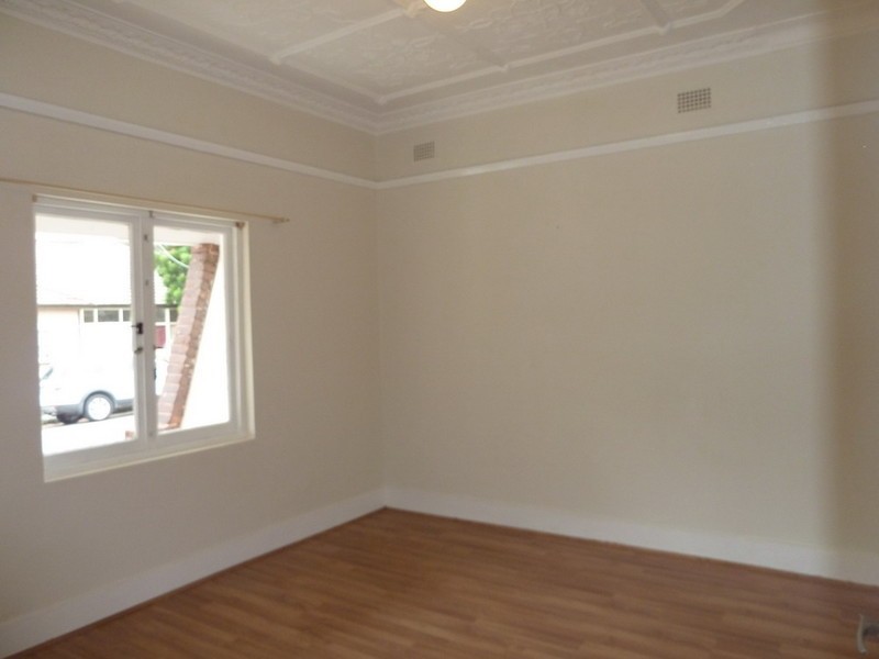 8 OXFORD STREET, Burwood NSW 2134