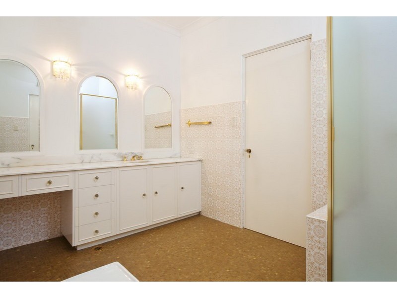 75 WOODSIDE AVENUE, Strathfield NSW 2135