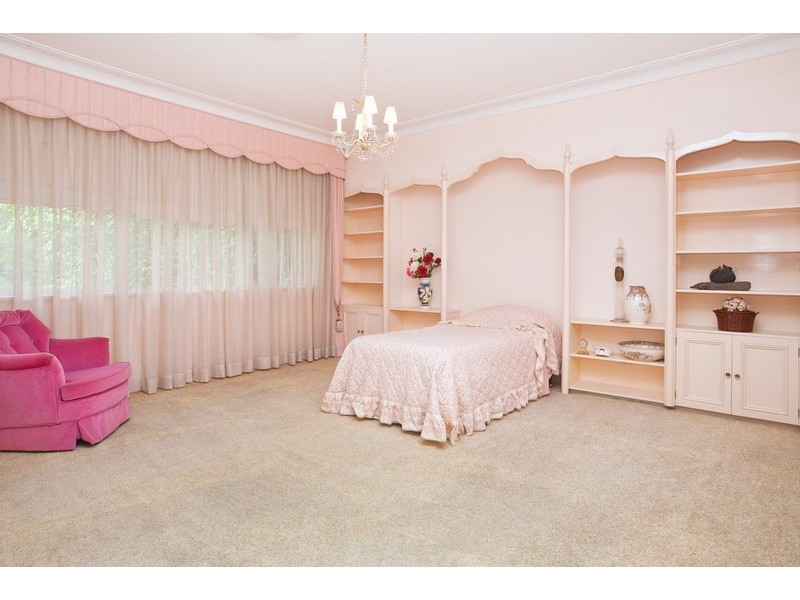 75 WOODSIDE AVENUE, Strathfield NSW 2135